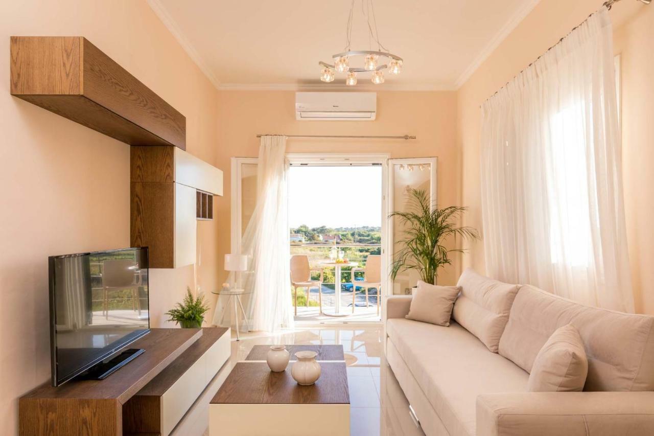 Villa Nissos Línia 外观 照片